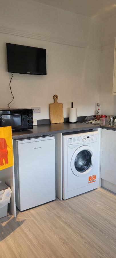 Quiet Terraced House Apartment Bristol Exterior photo